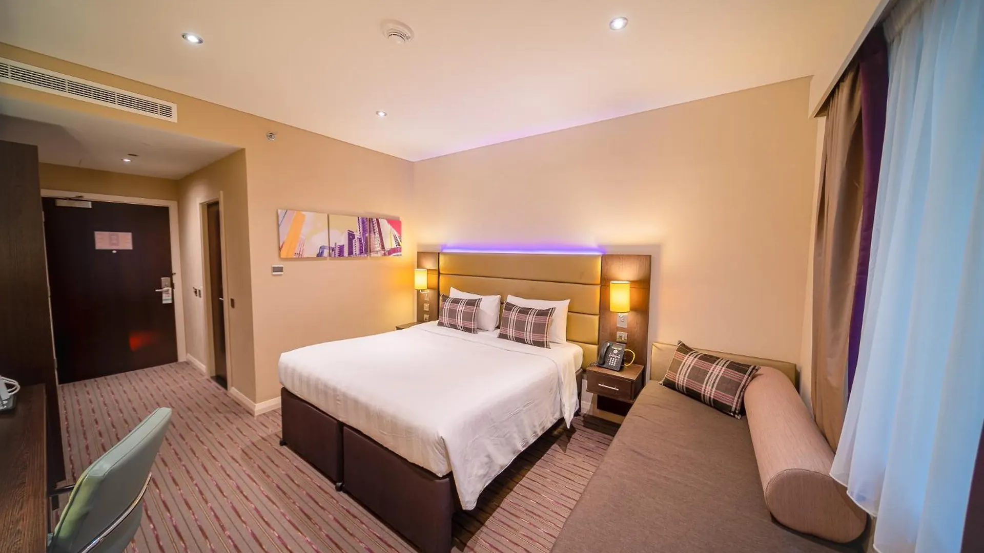 Premier Inn Dubai Al Jaddaf 3*,  Verenigde Arabische Emiraten